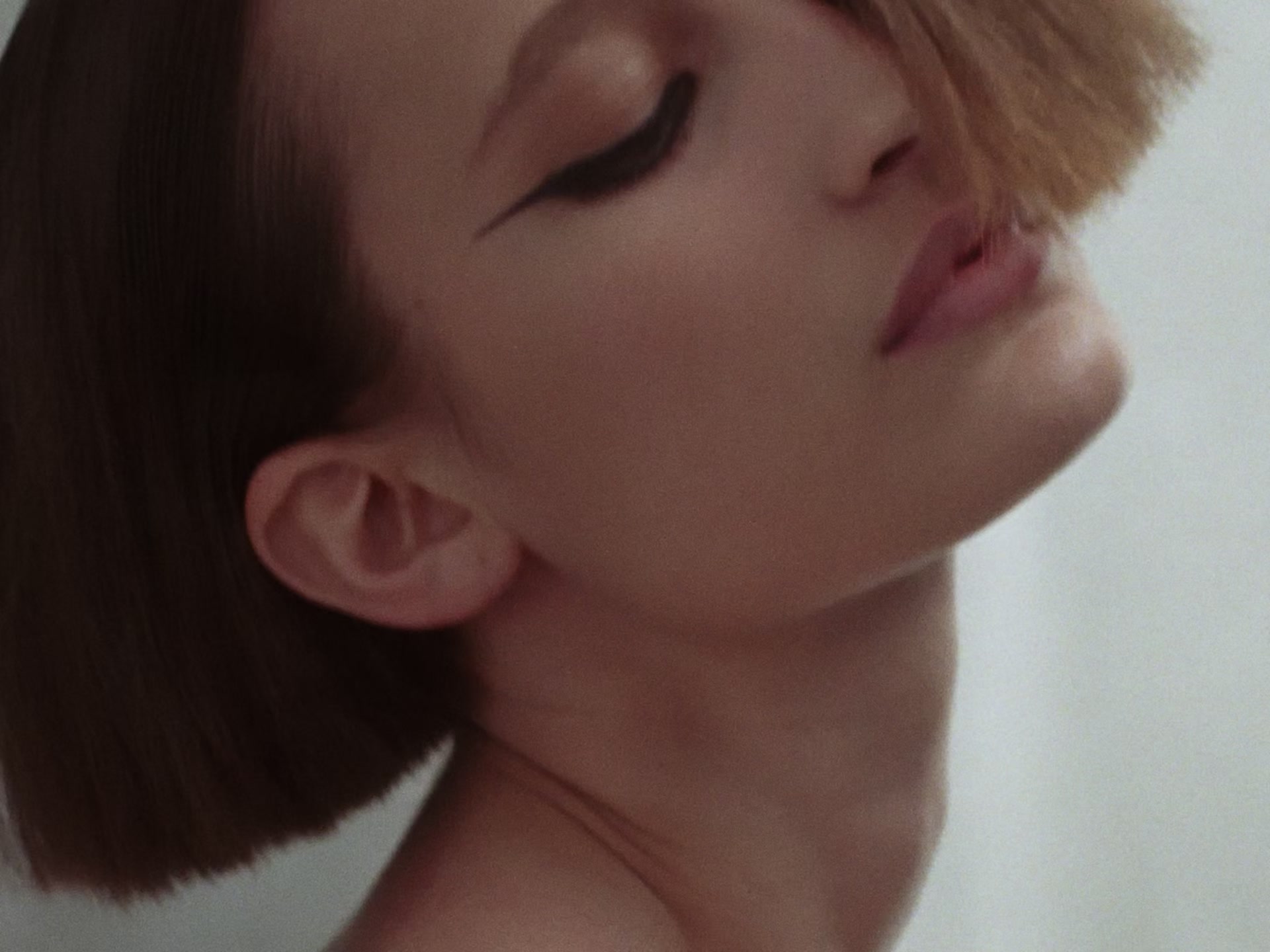 Théa | 16mm Film
